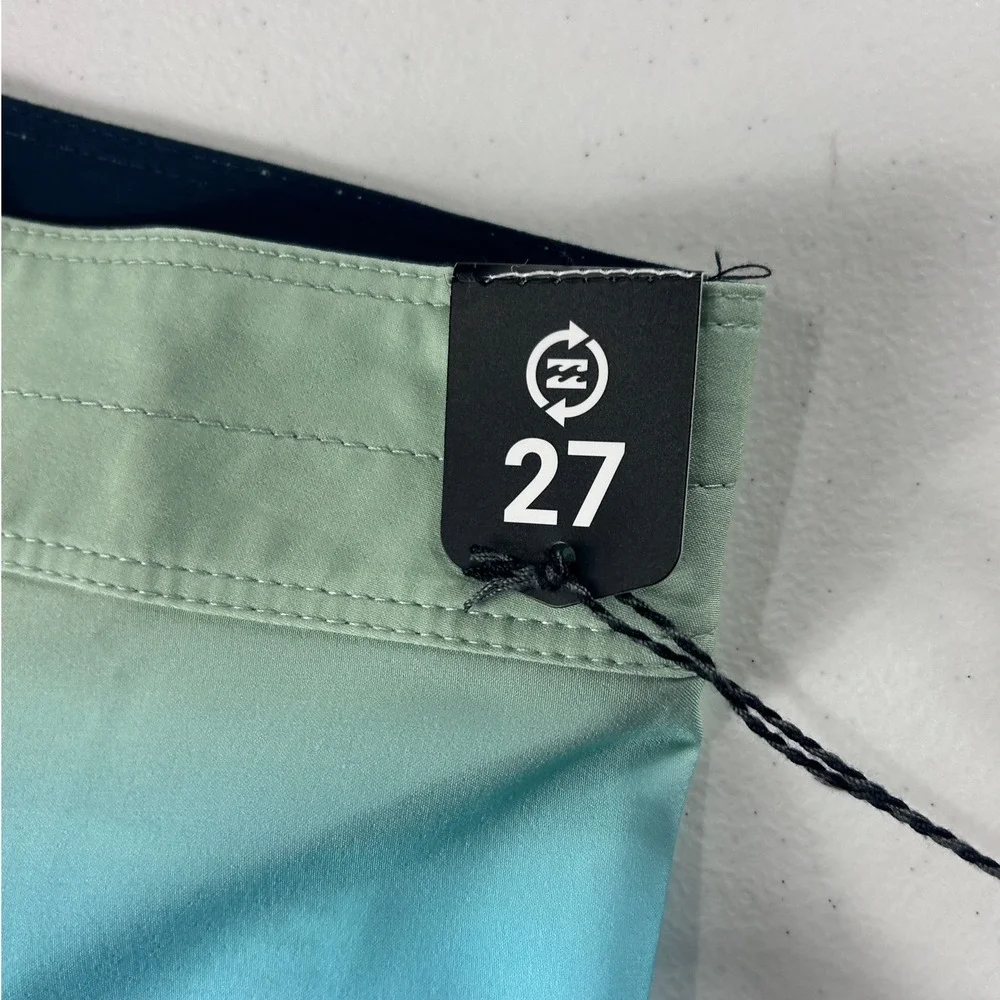 Billabong Tribong Pro Upcycler Mens Boardshorts Navy Floral Ombre Size‎ 27 NEW